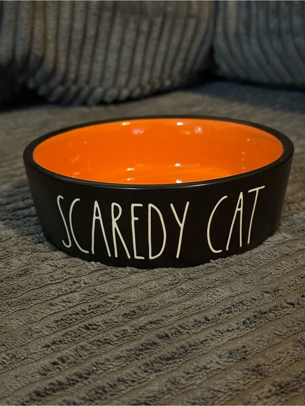 Rae Dunn ‘Scaredy Cat’ Black & Orange Ceramic Cat 🐈⬛ Bowl NWT